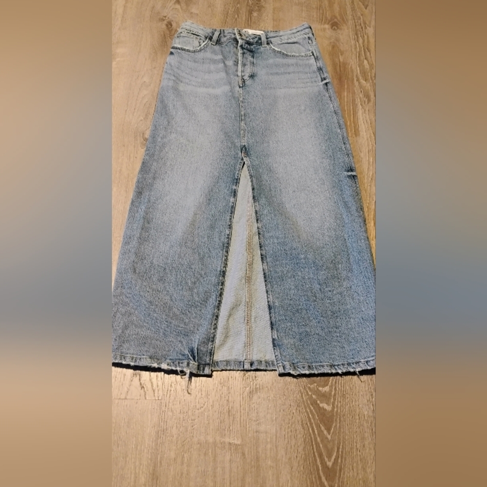 Zara Women's Blue Denim Maxi Skirt